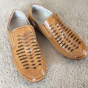 Men leather shoes